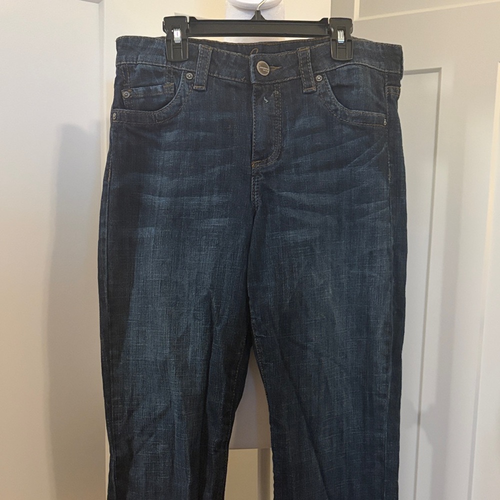 Common Genes Womens Medium Wash Denim Crop Jeans Size 8 Stylish Comfortable